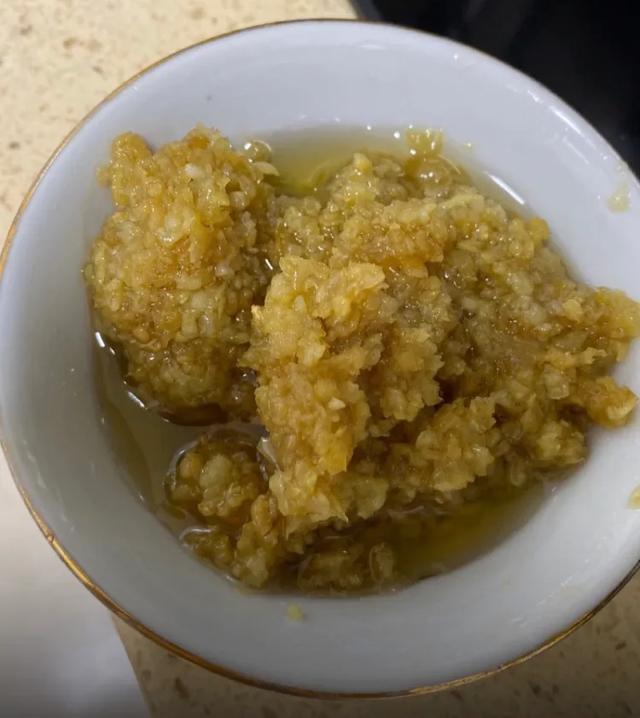 蒜蓉蒸龙虾简单介绍，蒜蓉蒸龙虾 独家