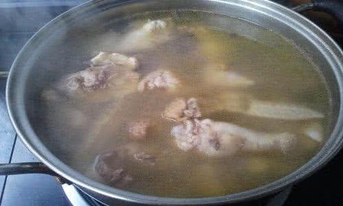 鱼翅怎么做好吃，鱼翅咋做好吃又简单（清淡可口的清汤鱼翅）