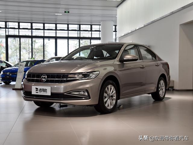 优惠高的德系大空间轿车，油耗不到6L，实拍大众宝来