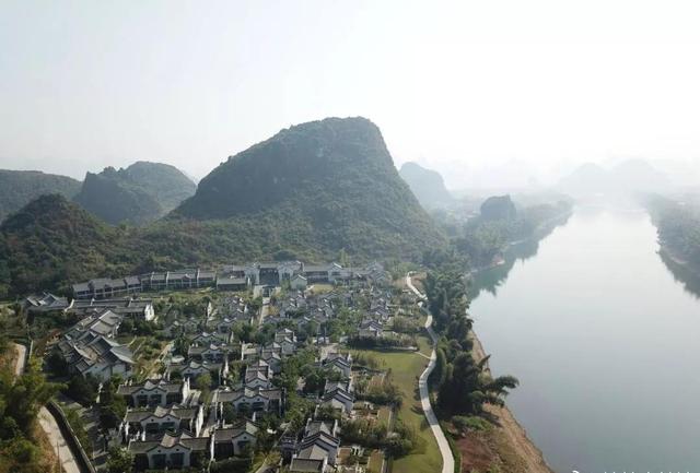 桂林两江国际机场，桂林直飞的国际航班（762头“飞”猪“空降”桂林——桂林边检站快速优质验放复航后首架洲际货运包机）