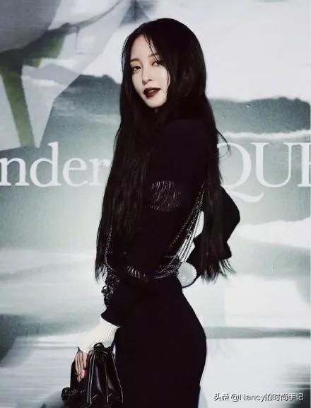 宋轶胡歌谁最强，30岁的宋轶凭什么成为万千少男的女神