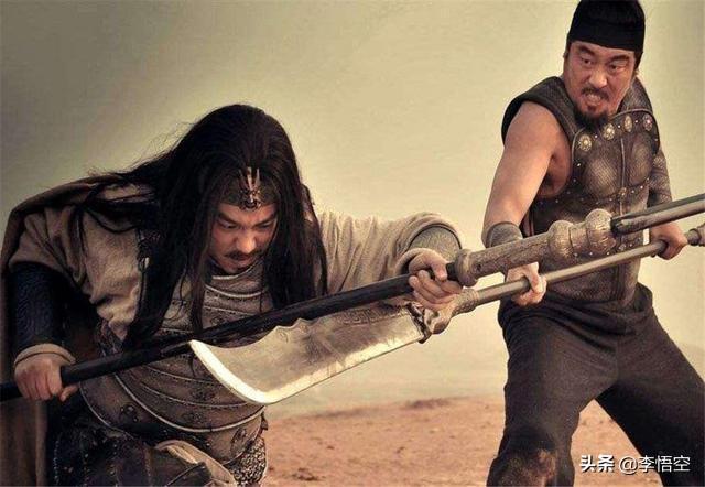 许褚为什么能打败五虎将，许褚是号称虎痴的猛将