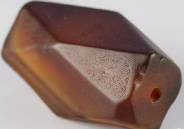 佛教七宝玛瑙寓意，玛瑙古代七宝之一