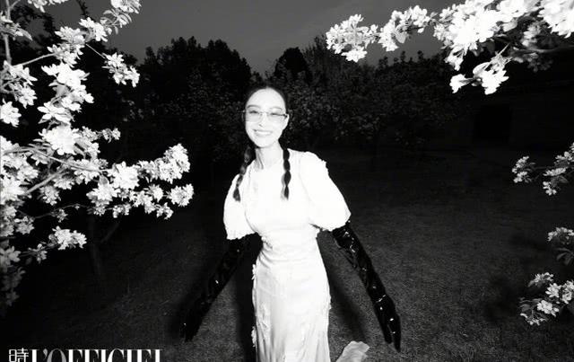 倪妮再登時尚雜志封面！化為深夜花叢少女，時尚表現力依舊吸睛 娛樂八卦吃瓜 第3张
