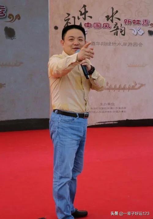 东方卫视主持人，东方卫视六大主持人怎么样了（东方卫视两位新主持人）