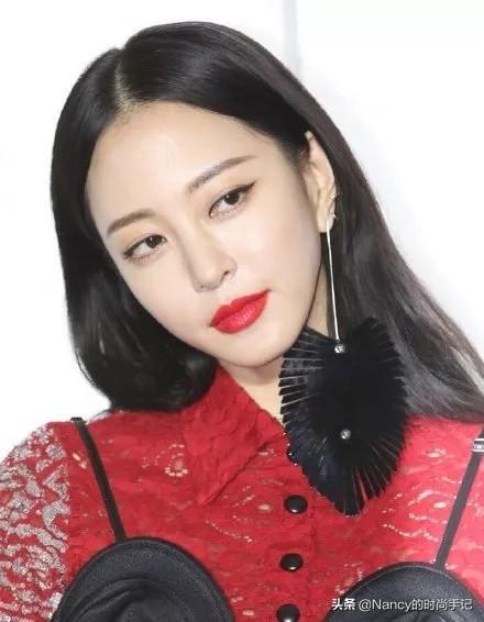 宋轶胡歌谁最强，30岁的宋轶凭什么成为万千少男的女神
