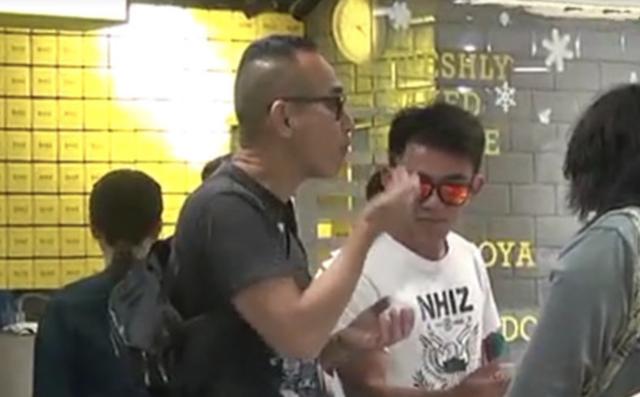 至今未婚的 林保怡，55岁林保怡与阳光型男用餐