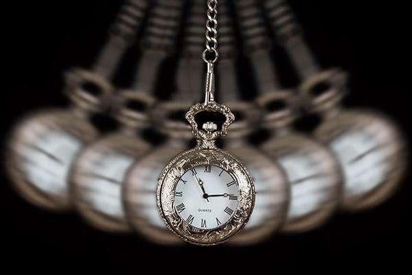 催眠治愈自己的方法，催眠师教你几个自我催眠疗愈的方法