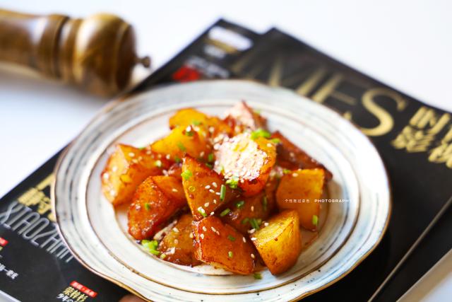 怎样做糖醋土豆好吃，糖醋土豆走起