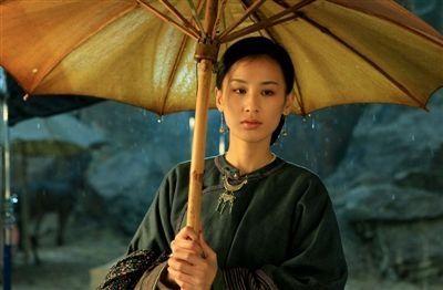 黄圣依拍过的电影，黄圣依有拍哪些电视剧（黄圣依：婚变风波后首露面）