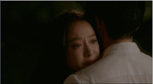 宋茜从31岁秒变回18岁少女，11岁北漂20岁闯韩32岁的宋茜扑倒小奶狗