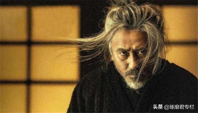 对于扮猪吃老虎的人如何应对，这2种人喜欢扮猪吃老虎