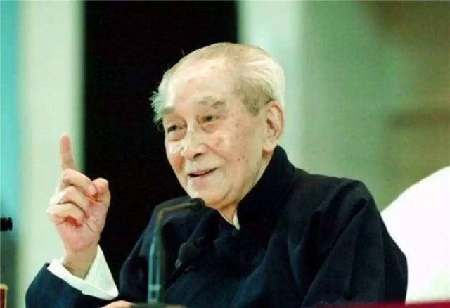 人做噩梦预示什么，突然频繁做噩梦预示着什么（出现的这些情景，竟是大病征兆）