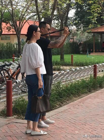 songkran，高调分享与Songkran的合照后