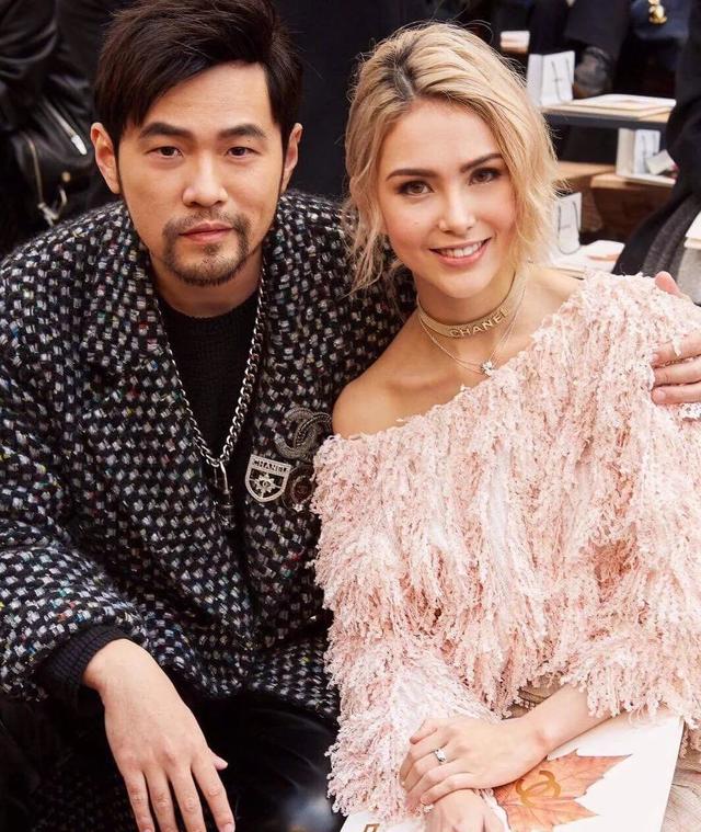 周杰伦的家庭情况和个人资料，含泪与离异父亲和解