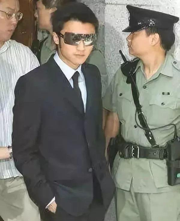 4對因女人「翻臉」的男明星，有人直接動粗，有人隱忍5年 娛樂八卦吃瓜 第5张