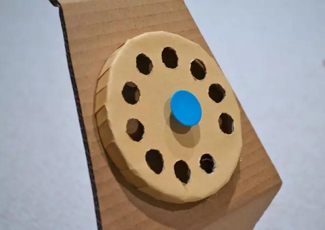 纸箱手工制作大全，纸箱手工制作大全环创（用纸箱就能做的5个桌面小游戏）