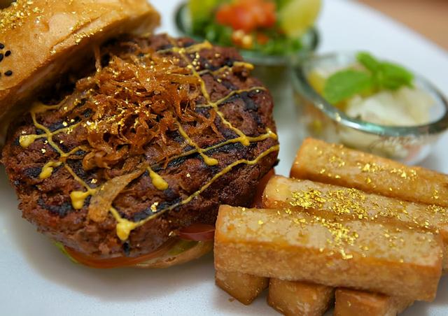 世界名牌黄金首饰，盘点世界上的各种奢侈黄金美食