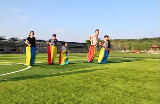 适合聚餐团建游戏，拓展团建趣味办公室聚会破冰热身小游戏