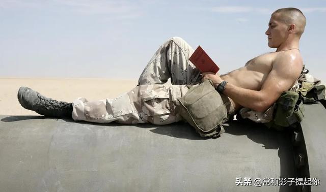 推荐5个美国大兵吃瘪的电影，盘点影视剧中荷尔蒙暴走的大兵形象