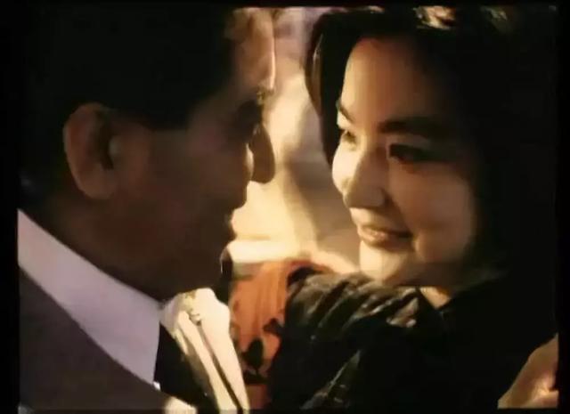 罗大佑写过哪些经典歌曲，罗大佑为三位红颜知己写的歌