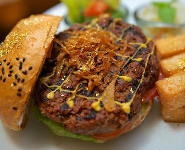 世界名牌黄金首饰，盘点世界上的各种奢侈黄金美食