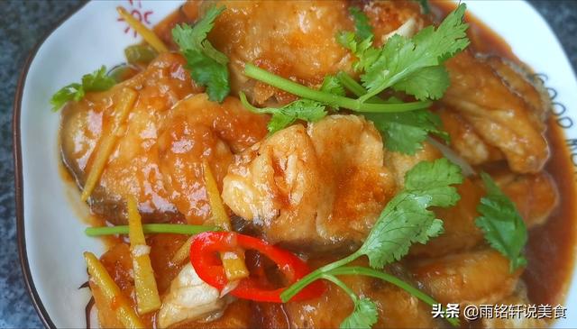 草鱼怎么做才好吃，草鱼怎么做才好吃下饭（没想到草鱼还有这么多种吃法）