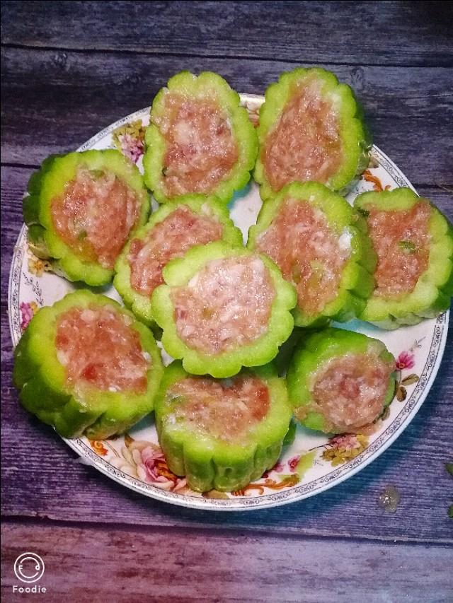 潮汕苦瓜煲怎么做，学学潮汕人的这两道苦瓜汤