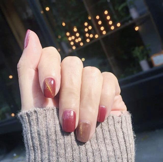 自然的猫眼美甲，超闪的猫眼美甲，美爆了！