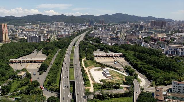 广东粤港高速公路规划，广东将以高标准改扩建一条高速
