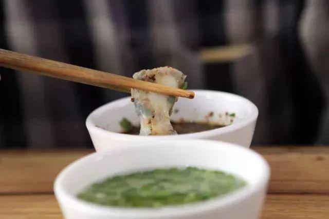 越南小卷粉做法教学，广西北海美食“越南卷粉”制作简单