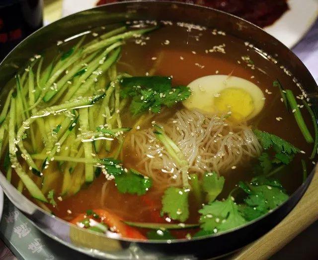 东北的特色美食，东北十大美食盘点（都说东北是美食的“荒漠”）