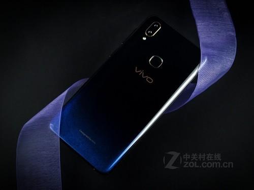 vivo手机新款，vivo新款手机性价比高最值得入手（vivo一口气发布三款旗舰）