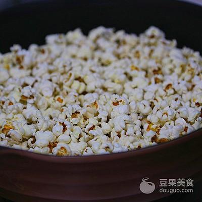 电影院的爆米花，爆米花在电影院必不可少