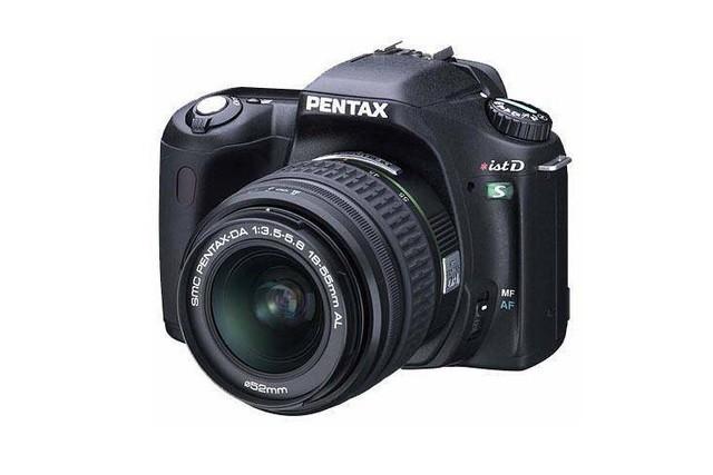 尼康d2xs，尼康竟然生产天文望远镜