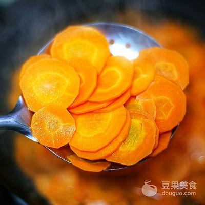 怎么炒胡萝卜片简单，营养丰富的胡萝卜片