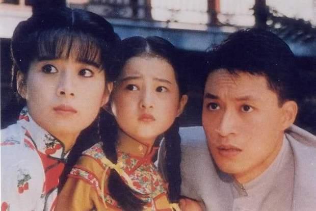 琼瑶真实情史曝光，爱上老师自杀3次