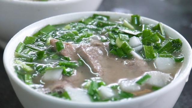 广东特色美食 牛肉，广州味道一碗爽滑鲜嫩的牛三星