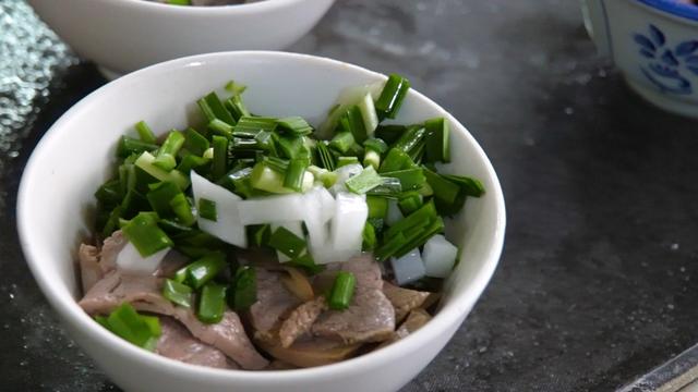 广东特色美食 牛肉，广州味道一碗爽滑鲜嫩的牛三星