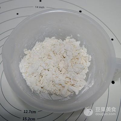 卡通小熊馒头的做法，卡通小黄人馒头的做法