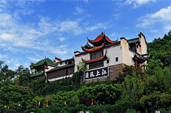 云阳旅游景点大全，云阳旅游景点哪个好玩（安逸！这个夏天坐高铁游云阳）