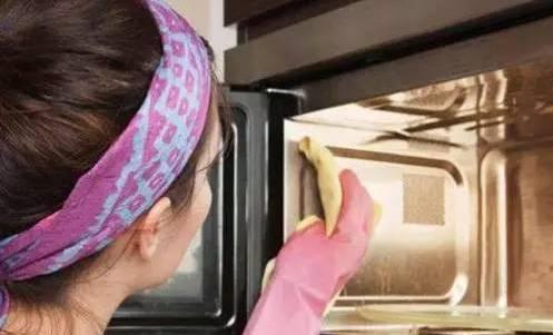 微波炉使用注意事项，如何正确使用微波炉及注意事项（生活小常识你一定不知道）