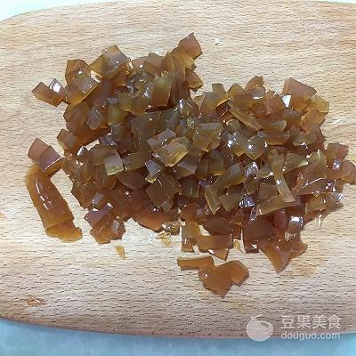 灌汤小笼包制作方法，许多人爱吃的灌汤包