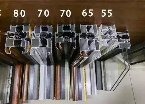 阳台封窗户哪种最好，封阳台切记不要做这几种窗