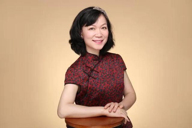 圣诞节歌曲铃儿响叮当钢琴，音乐现场铃儿响叮当