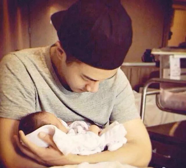 传杨幂刘恺威离婚，杨幂和刘恺威离婚原因大揭秘（杨幂刘恺威宣布离婚：不爱）