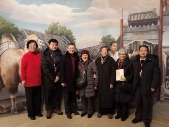 老舍的生平和故事，名人轶事——老舍