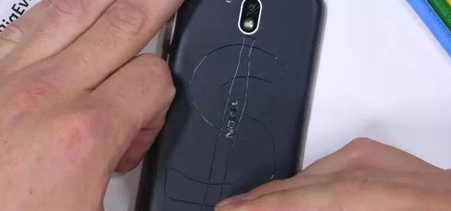 诺基亚新款p1配置，虐机达人暴力测试诺基亚1入门机