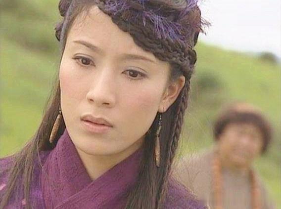 胡定欣巾帼枭雄花絮，胡定欣单身6年：别说结婚