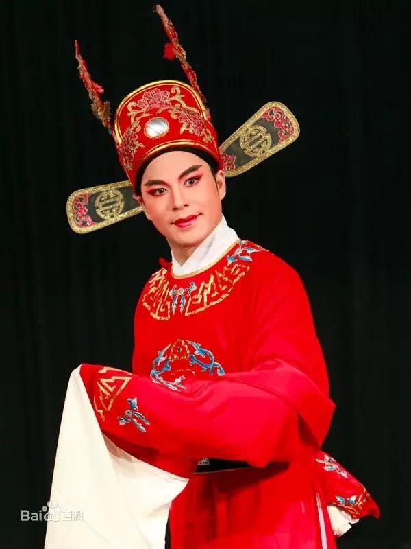 最近新演潮剧有哪些，首个潮剧本科学历班毕业剧目《蝶恋》在汕展演